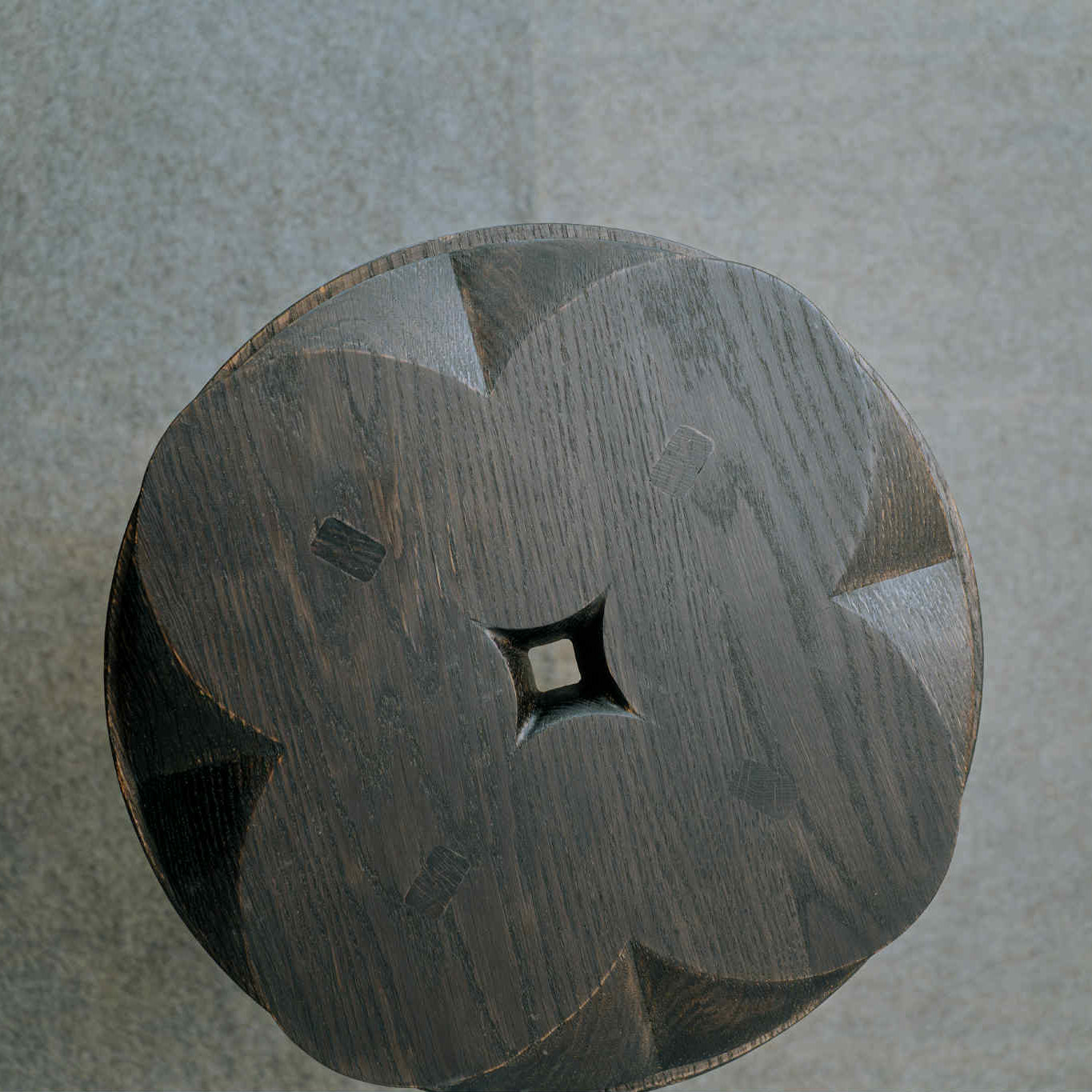 花束凳 Hanataba stool